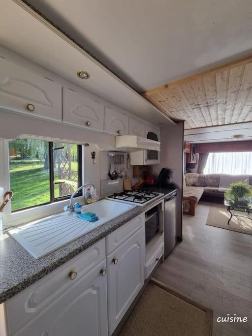 Vila Au Jardin D'Eden Hastiere-par-dela Exteriér fotografie