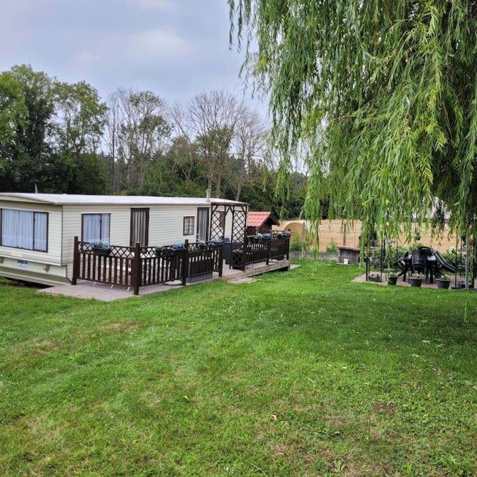 Vila Au Jardin D'Eden Hastiere-par-dela Exteriér fotografie