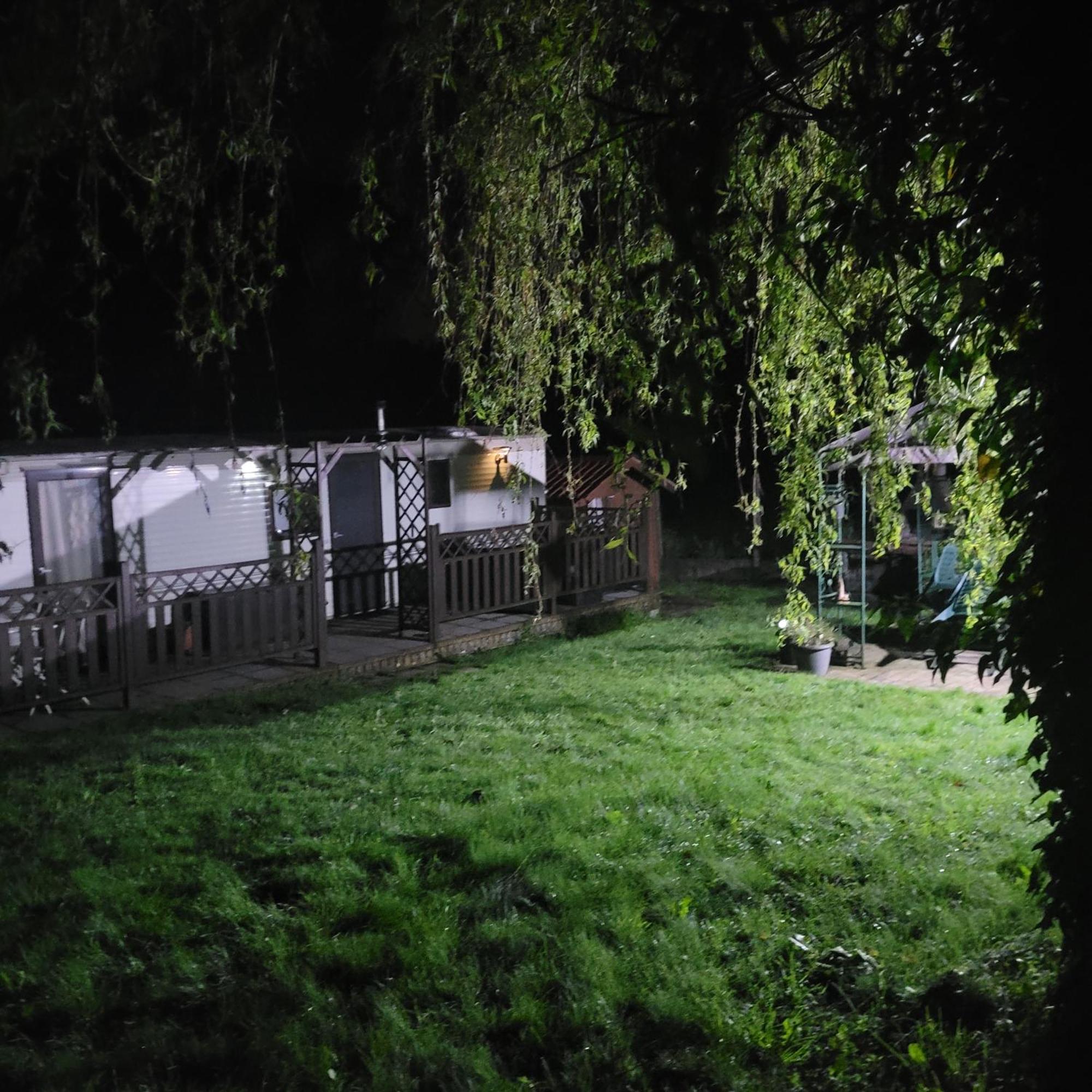 Vila Au Jardin D'Eden Hastiere-par-dela Exteriér fotografie